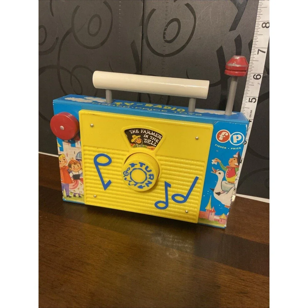 Vintage Fisher Price TV RADIO Wind-Up PLAYS 